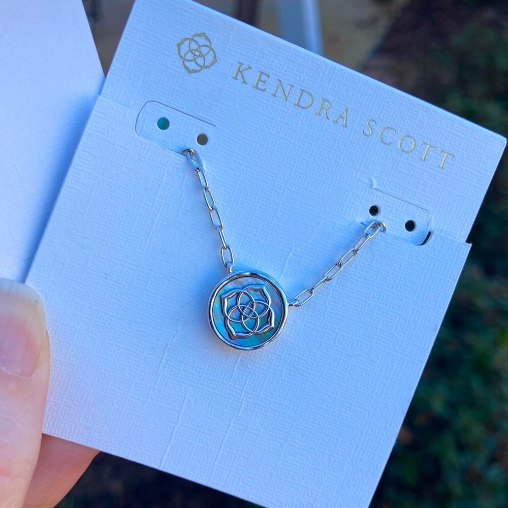 Kendra Scott Dira Pendant NWT
